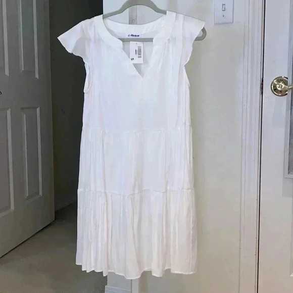 white dress - Picture 1 of 5